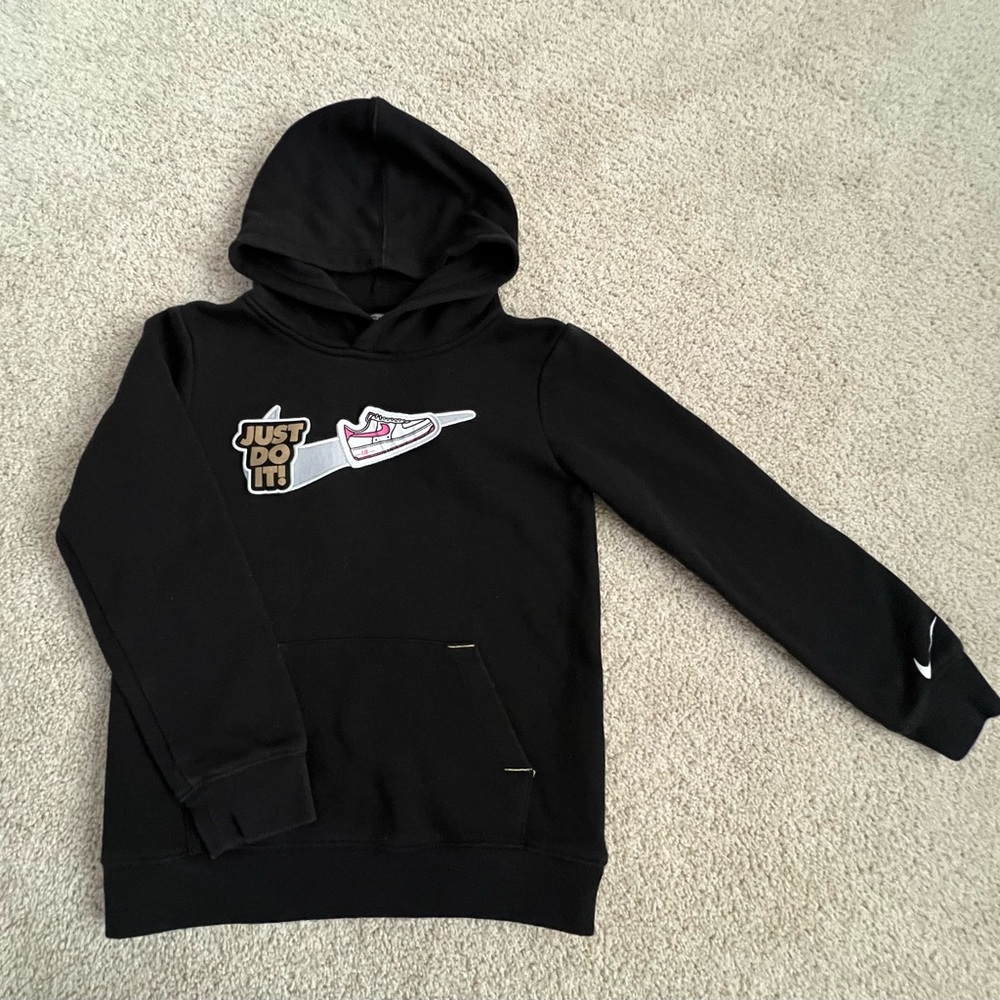 Nike Hoodie Youth Size 6x . Black with Velcro Shoe & Just Do It Logo On Swoosh